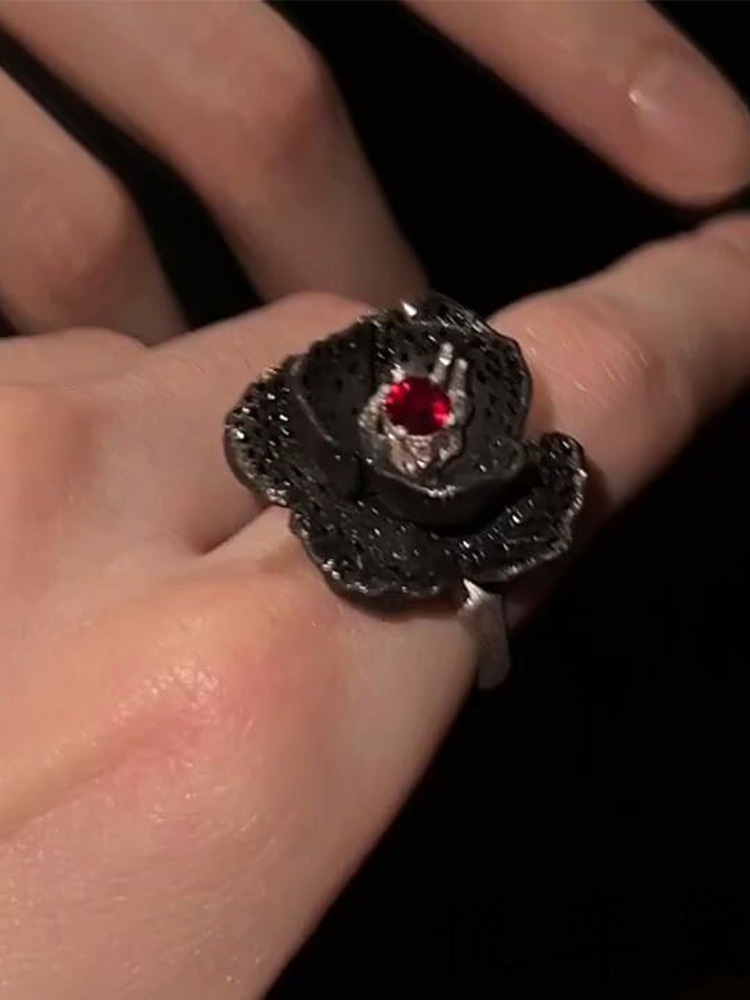 Antique Dark Floral Red Centra - Men'S Victorian Accessories 评论和价格