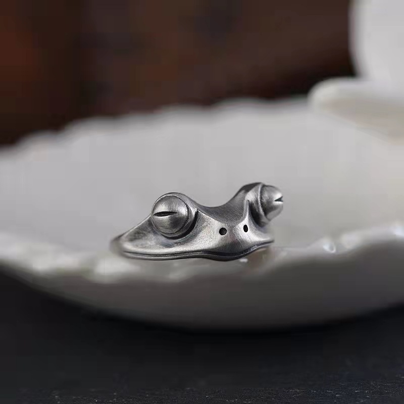 Retro Distressed Frog Ring For - Men Accessories Drawing 评论和价格